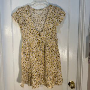 Aeropostale Women's Small Short Sleeve Mini Dress Yellow w/White Daisy's